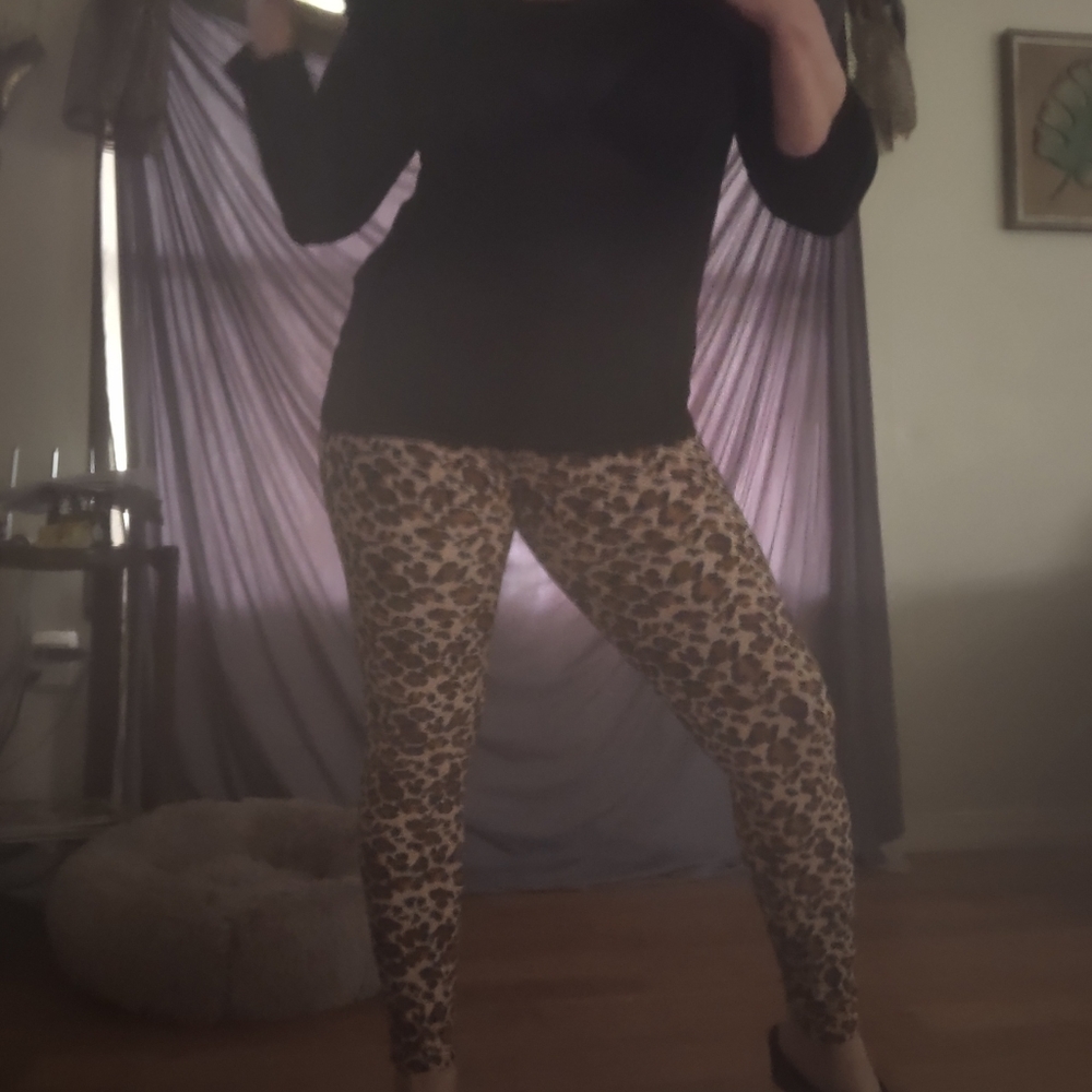 Women's cheetah print leggings - Picture 7 of 7